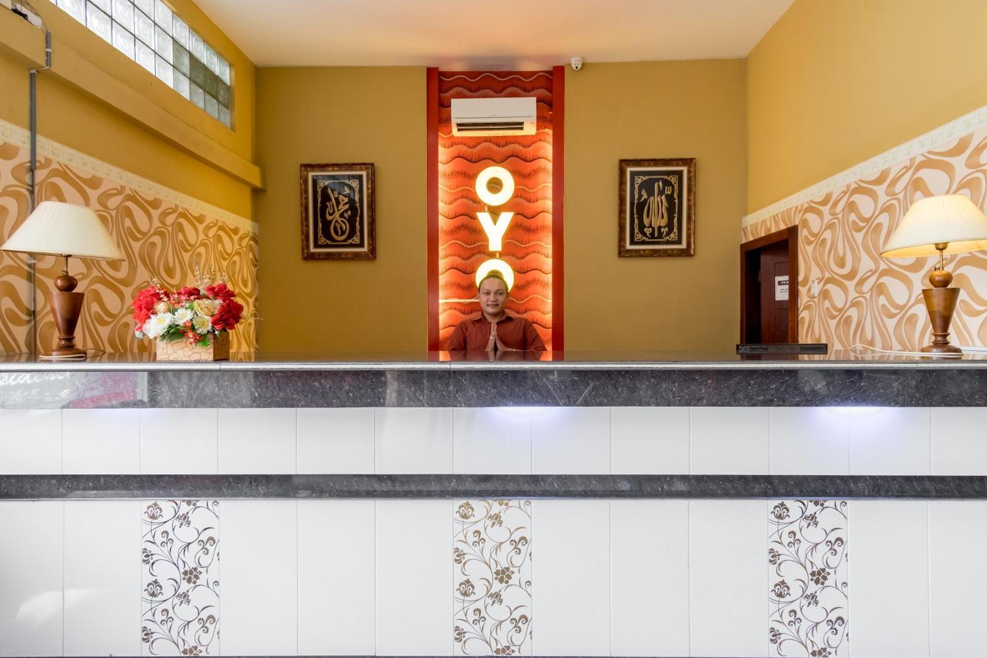 מדאן Capital O 615 Residence Puri Hotel Syariah מראה חיצוני תמונה